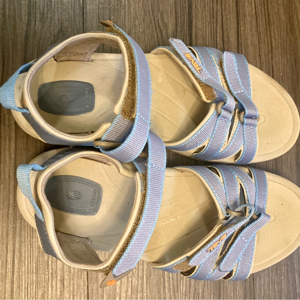 Ladies tan and blue Teva sandals size 6.5
